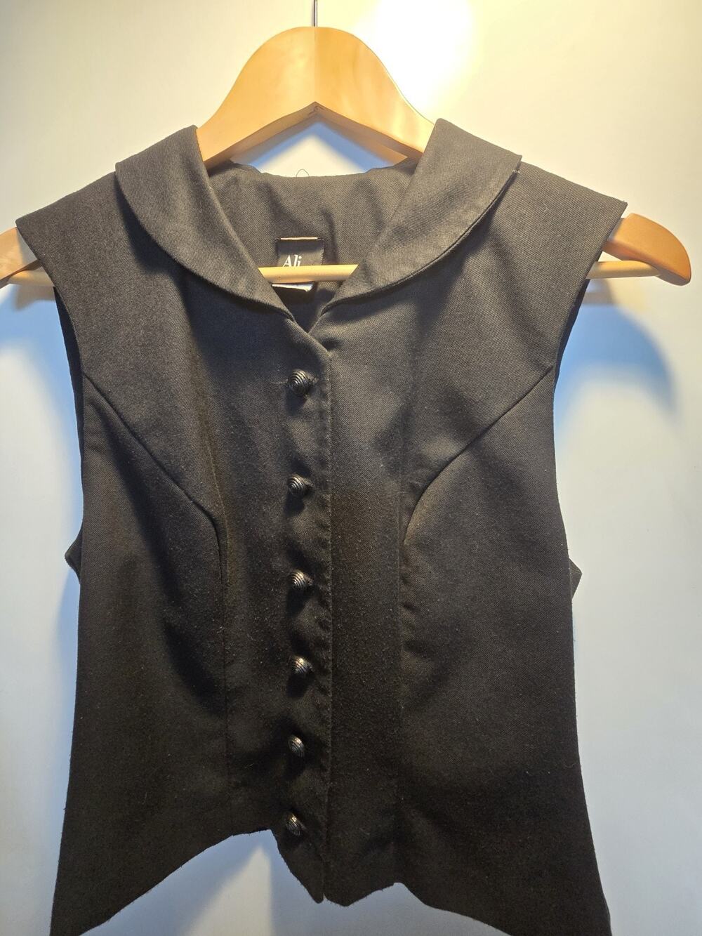 Womens Vintage Vest Black Blouse Top Snail Button Front Collared Size S Mad Men